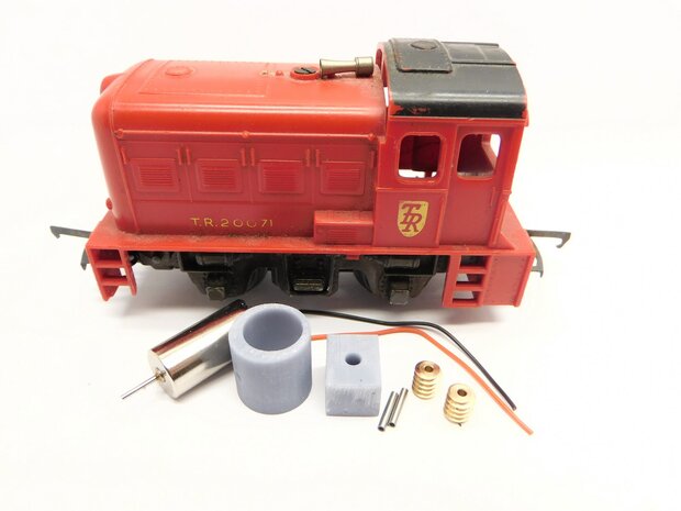 micromotor 0T001G motor ombouwset voor Triang/Hornby 0-4-0 Dock shunter, S.R. Suburban Motor Coach, Diesel Power Car, Diesel Pullman, V.R. T Class Diesel Locomotive, Transcontinental Diesel Locomotive, Canadian Pacific Diesel, AL1 Electric Locomotive